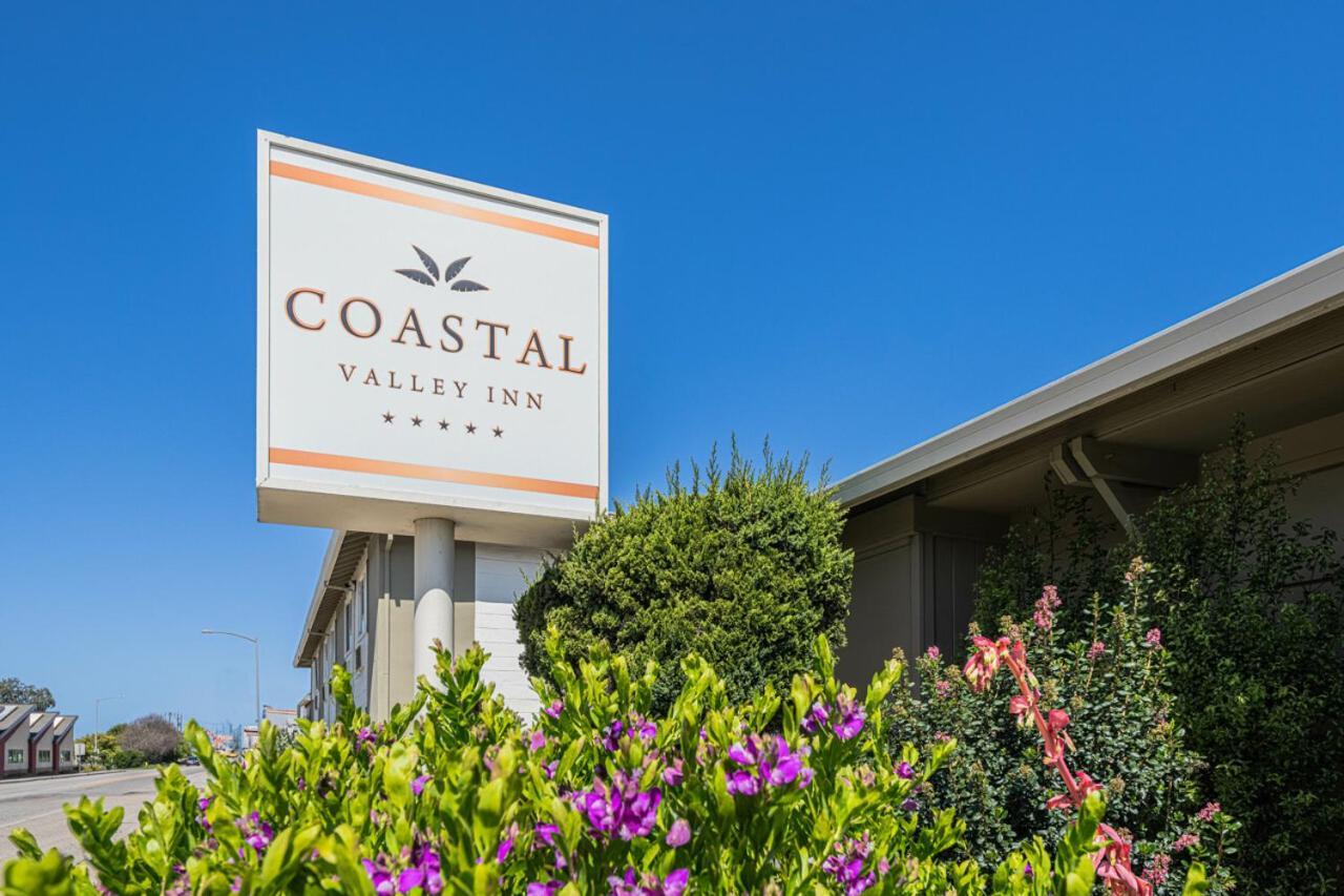 كاستروفيل Coastal Valley Inn المظهر الخارجي الصورة